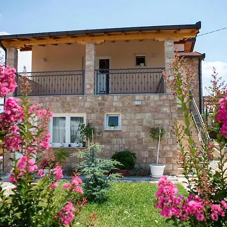 Bali Serenity בית נופש Stolac